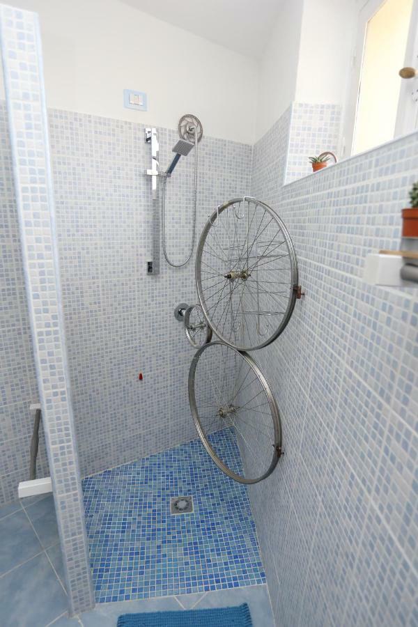 דירות Santadi Casa Del Cicloturista מראה חיצוני תמונה