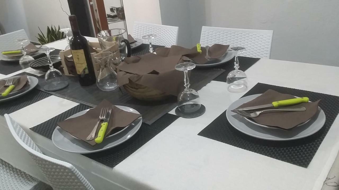 דירות Santadi Casa Del Cicloturista מראה חיצוני תמונה